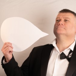 Gavin Webster – An Hour Of Shouting And Swearing 4 .5 ****