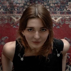 Julia. 1984 – 4.5****