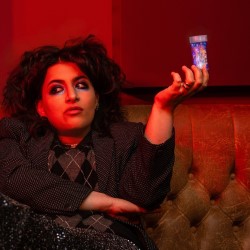 Relay – Leila Navabi 3.5***