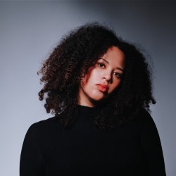 Mary O’Connell: Dilly Dally 3.5***.