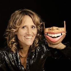 Nina Conti: Who’s Face Is It Anyway? – 5*****