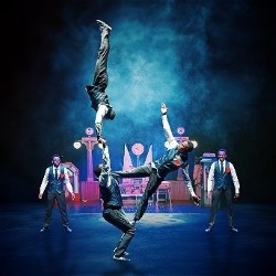 Black Blues Brothers: Let’s Twist Again 3***