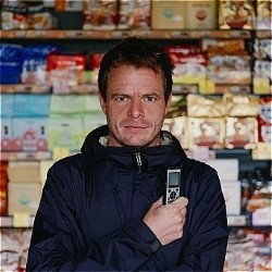 Dan Kelly : How I Went to Every Supermarket in the World 4****