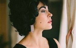 Call Me Elizabeth: From Lassie to Cleopatra  –  Guy Masterson – TTI presents Kayla Boyle5*****