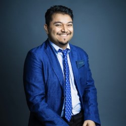 Sid Singh – Love Bombing 4****