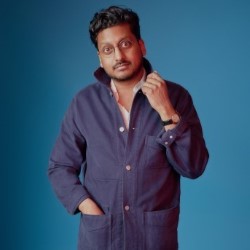 Ahir Shah – Golden 3 ½ ***